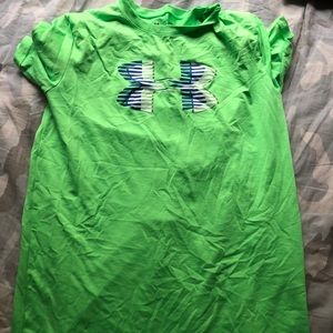 Under armour t shirt